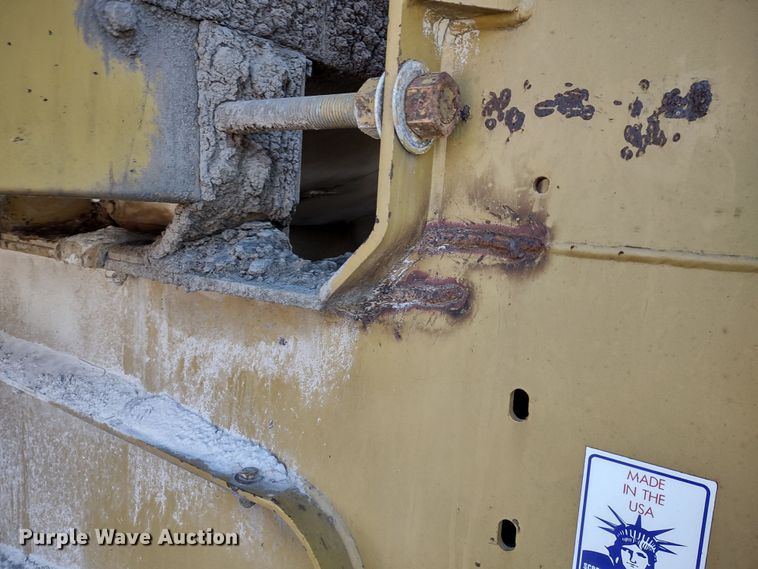 image for item DR8209 Screen Machine 4043T Impact  crusher