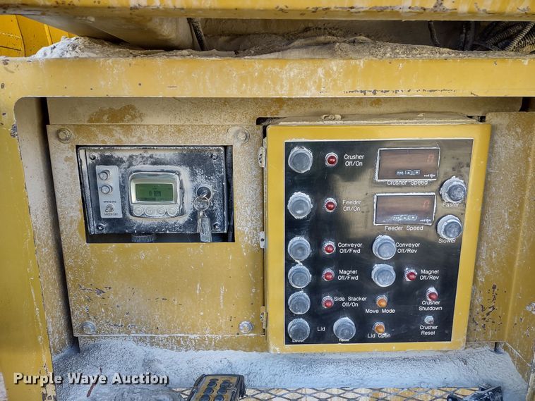 image for item DR8209 Screen Machine 4043T Impact  crusher