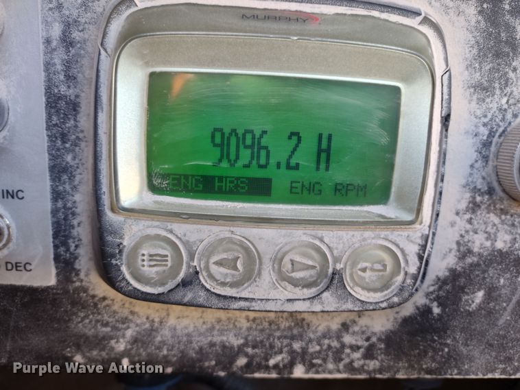 image for item DR8209 Screen Machine 4043T Impact  crusher