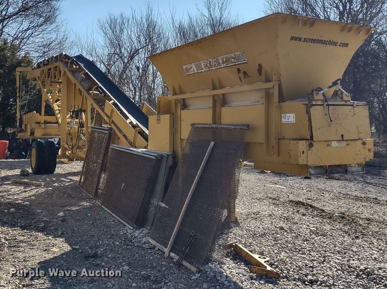 image for item DR8210 The Screen Machine  screening plant