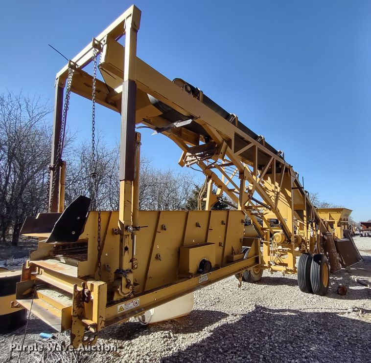 image for item DR8210 The Screen Machine  screening plant