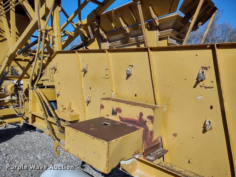 image for item DR8210 The Screen Machine  screening plant