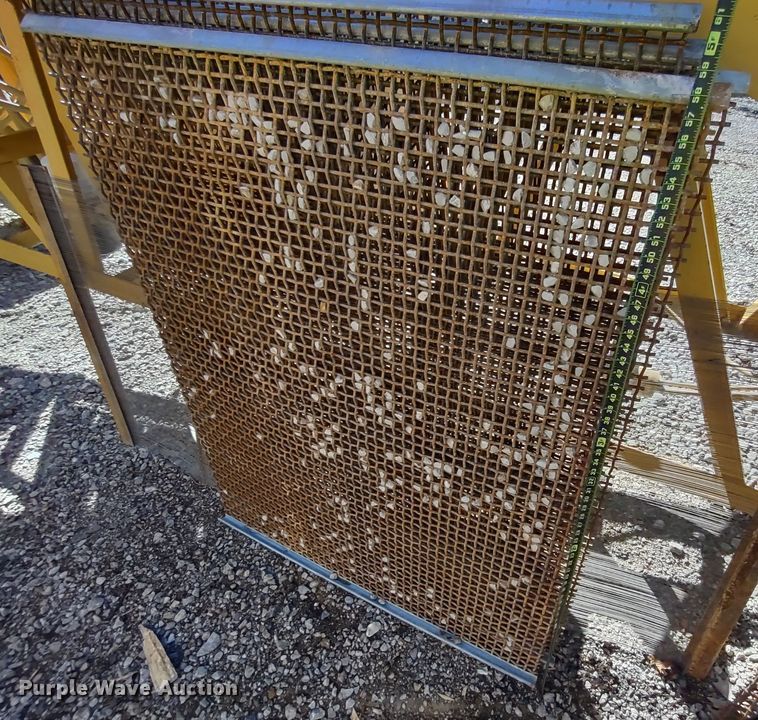 image for item DR8210 The Screen Machine  screening plant