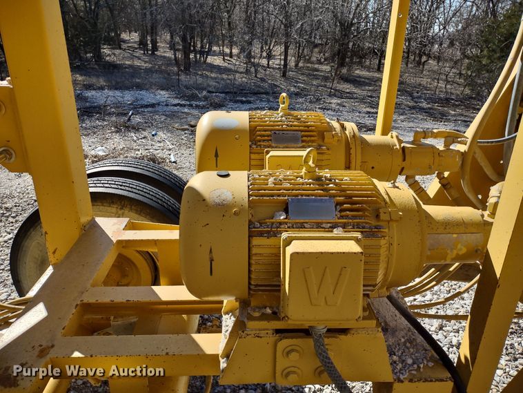 image for item DR8210 The Screen Machine  screening plant