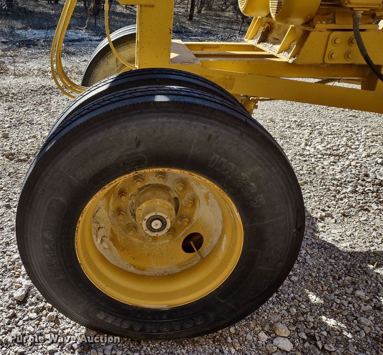 image for item DR8210 The Screen Machine  screening plant