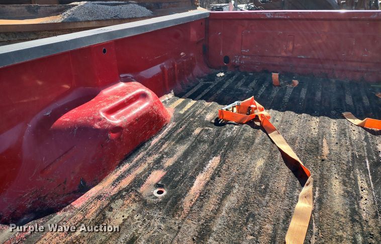 image for item DR8211 Ford F350  pickup truck bed