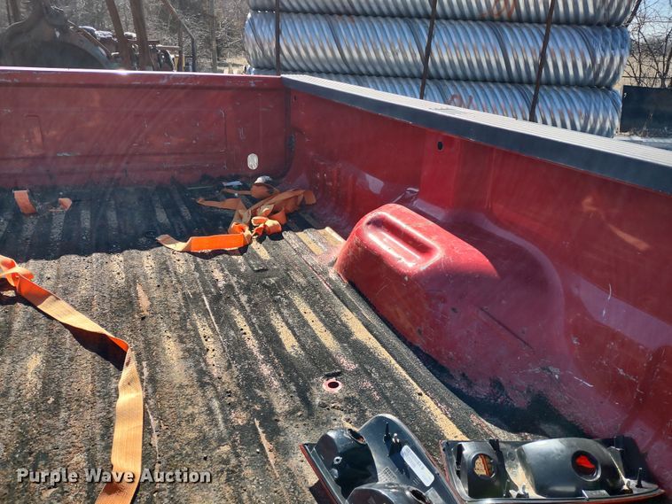 image for item DR8211 Ford F350  pickup truck bed