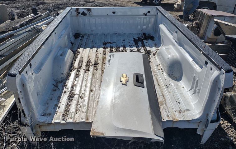 image for item DR8212 Chevrolet Silverado 2500HD  pickup truck bed