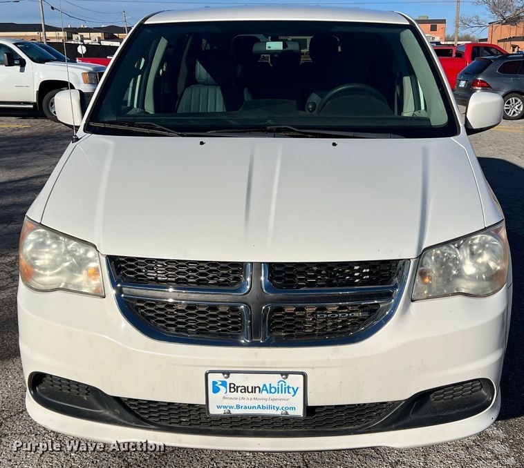 image for item DS2744 2011 Dodge Grand Caravan  handicap accessible van