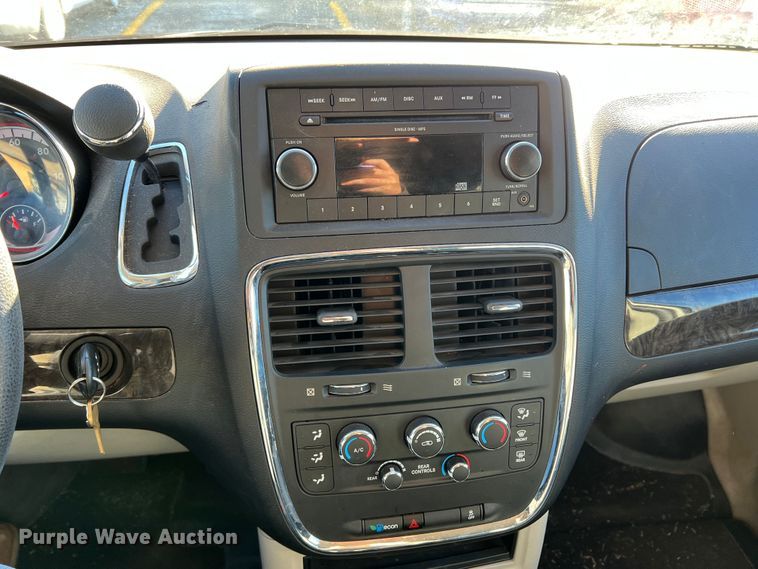 image for item DS2744 2011 Dodge Grand Caravan  handicap accessible van