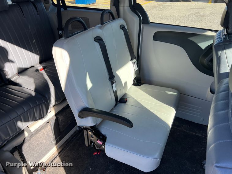 image for item DS2744 2011 Dodge Grand Caravan  handicap accessible van