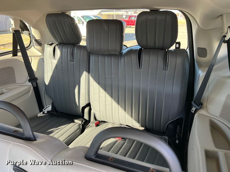 image for item DS2744 2011 Dodge Grand Caravan  handicap accessible van