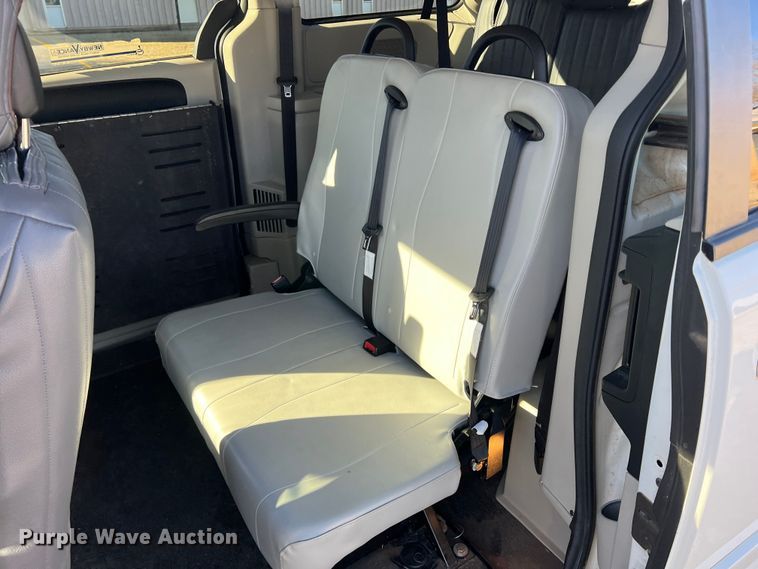 image for item DS2744 2011 Dodge Grand Caravan  handicap accessible van