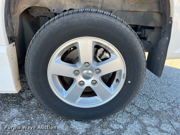 image for item DS2744 2011 Dodge Grand Caravan  handicap accessible van