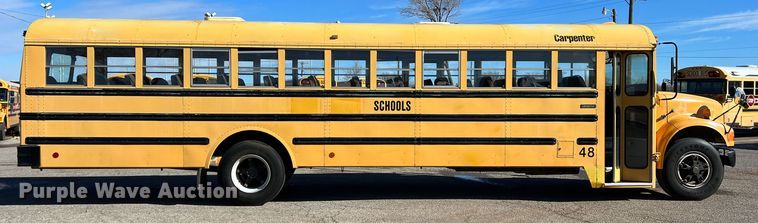 image for item DS2745 1993 International 3800  school bus