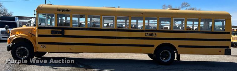 image for item DS2745 1993 International 3800  school bus
