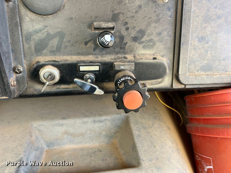 image for item DS2746 1992 International 3800  school bus