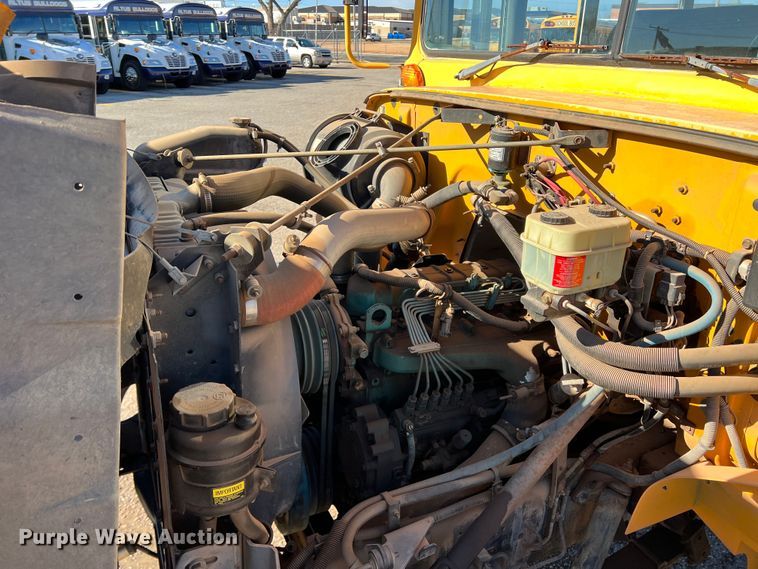 image for item DS2746 1992 International 3800  school bus