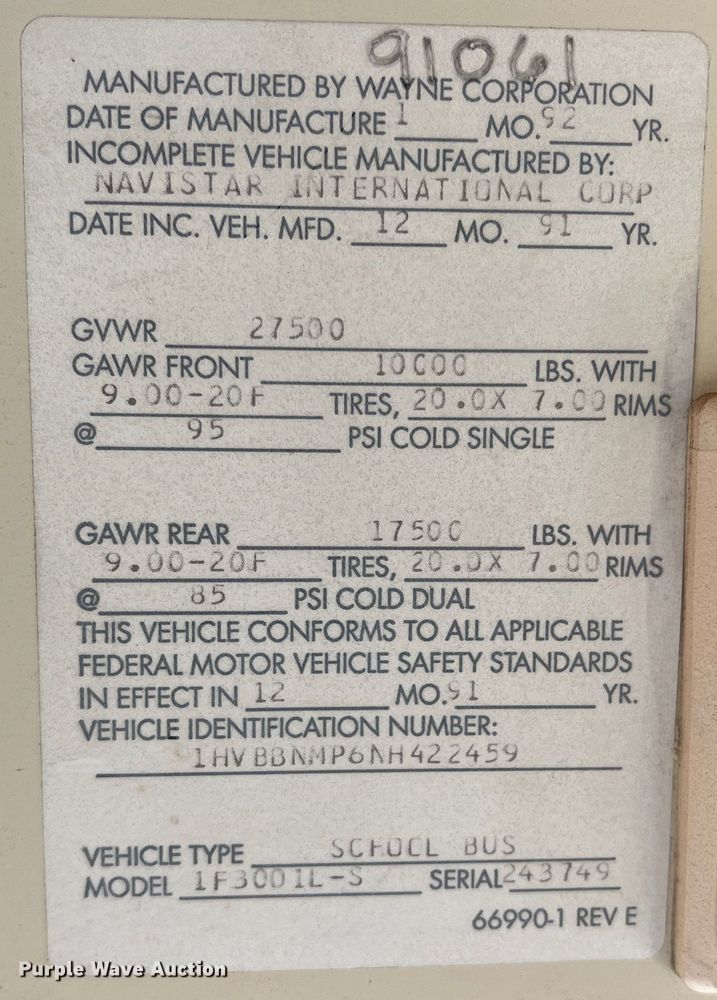 image for item DS2746 1992 International 3800  school bus