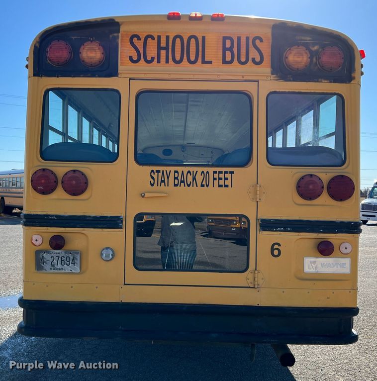 image for item DS2747 1992 International 3800  school bus