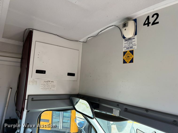 image for item DS2748 2005 Blue Bird E450 Super Duty  school bus