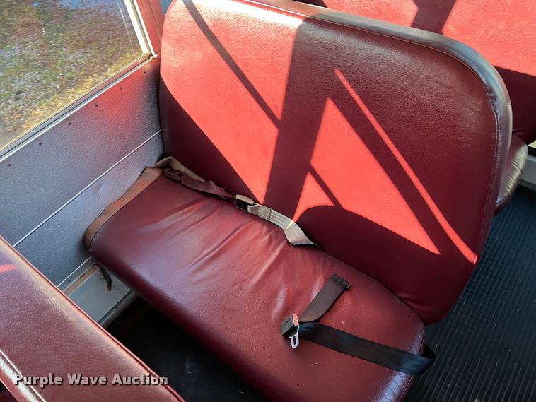 image for item DS2748 2005 Blue Bird E450 Super Duty  school bus