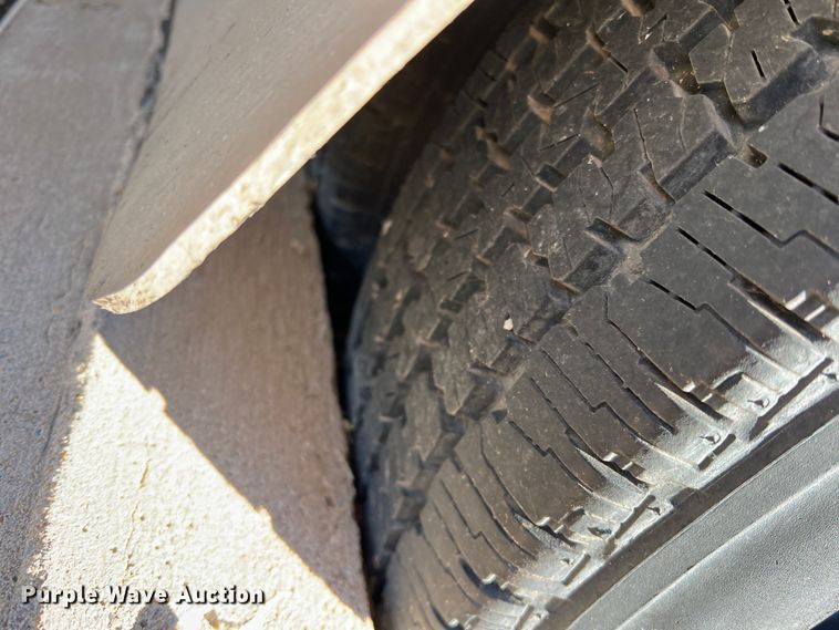 image for item DS2748 2005 Blue Bird E450 Super Duty  school bus