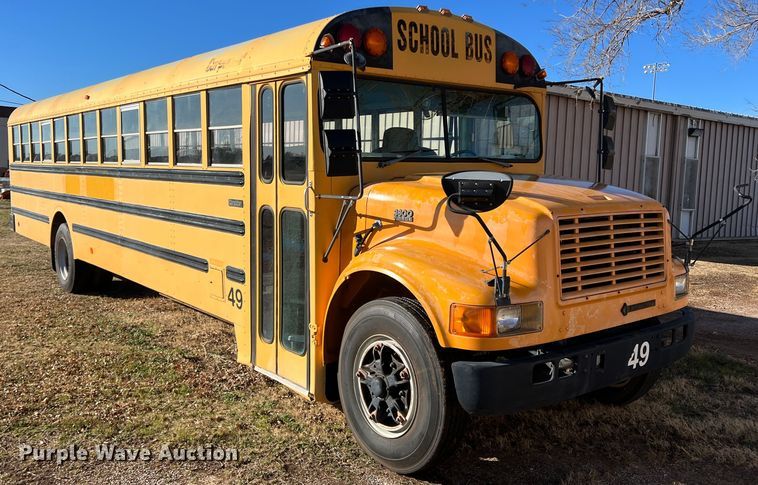 image for item DS2749 1995 International 3800  school bus
