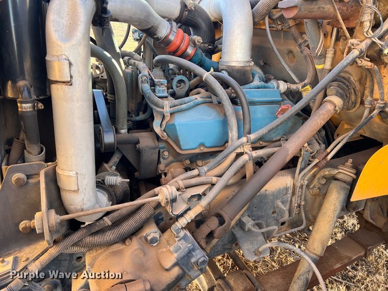 image for item DS2749 1995 International 3800  school bus