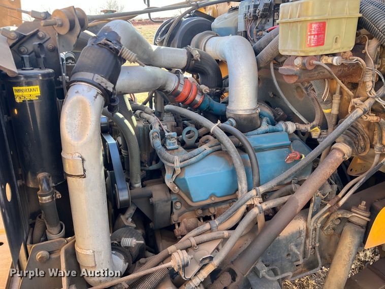 image for item DS2749 1995 International 3800  school bus