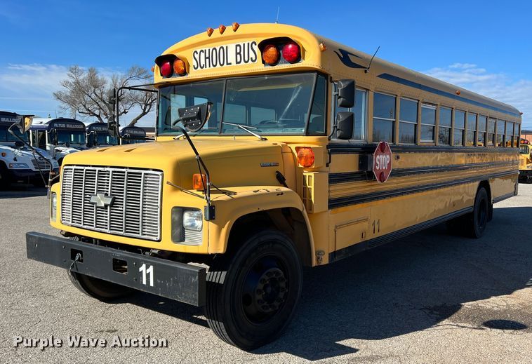 image for item DS2750 1999 Blue Bird  school bus