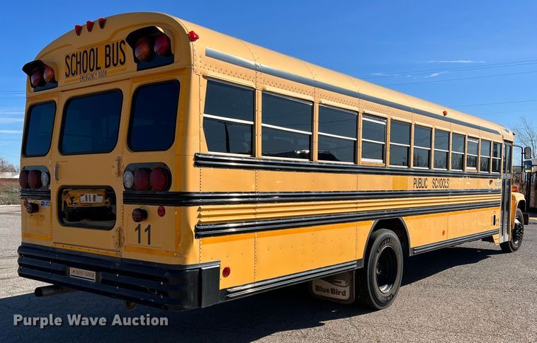 image for item DS2750 1999 Blue Bird  school bus