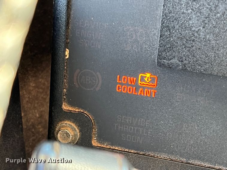 image for item DS2750 1999 Blue Bird  school bus