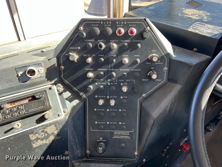 image for item DS2750 1999 Blue Bird  school bus