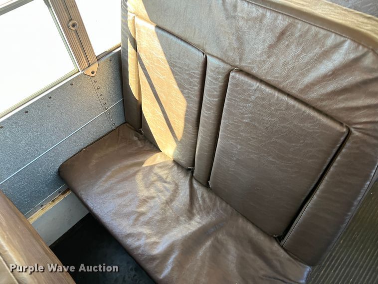 image for item DS2750 1999 Blue Bird  school bus