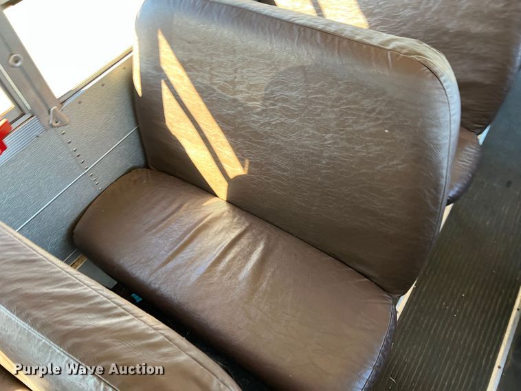 image for item DS2750 1999 Blue Bird  school bus