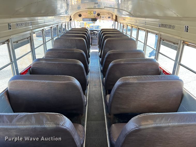 image for item DS2750 1999 Blue Bird  school bus