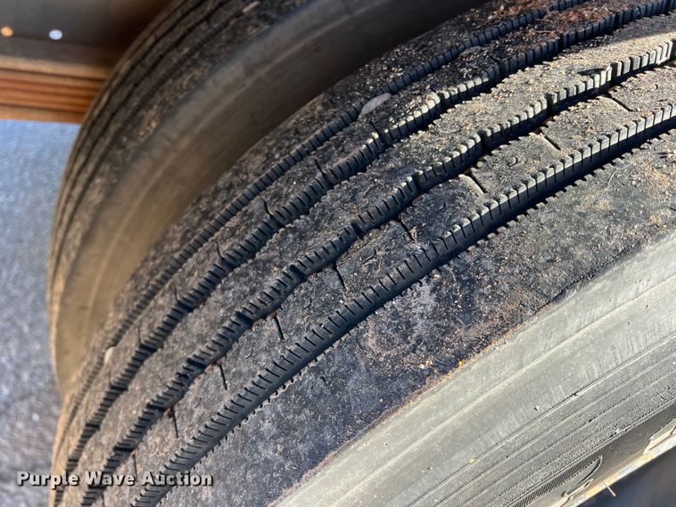 image for item DS2750 1999 Blue Bird  school bus