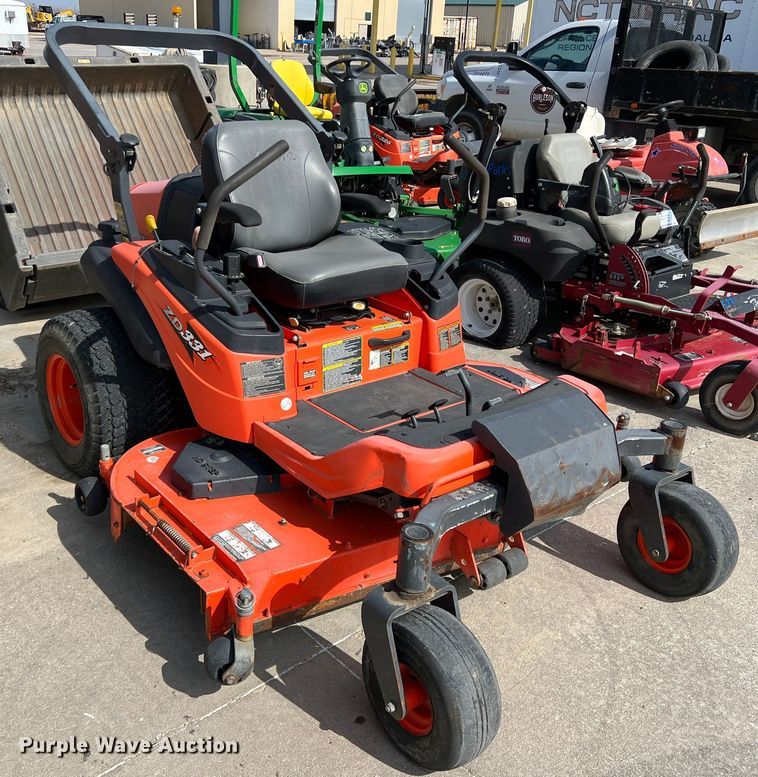 image for item DS2759 Kubota ZD331LP  ZTR lawn mower