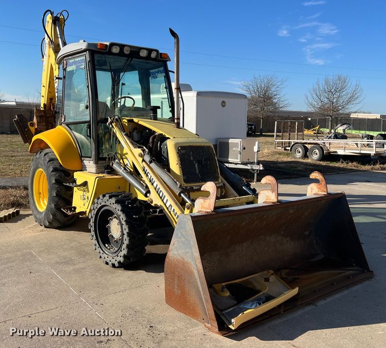 image for item DS2760 2008 New Holland B95LR  backhoe