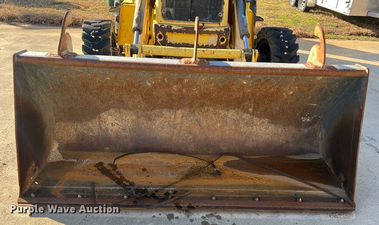 image for item DS2760 2008 New Holland B95LR  backhoe