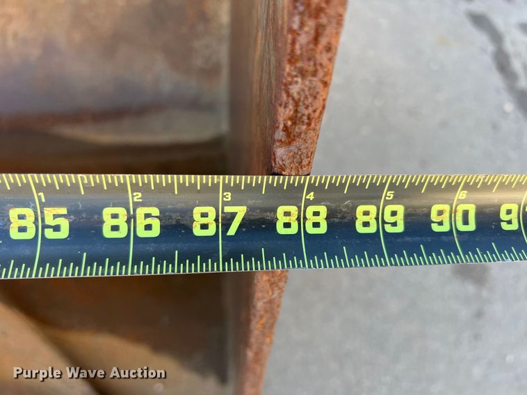 image for item DS2760 2008 New Holland B95LR  backhoe