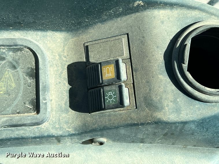 image for item DS2760 2008 New Holland B95LR  backhoe