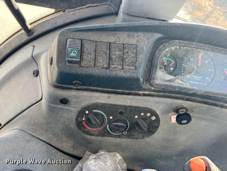 image for item DS2760 2008 New Holland B95LR  backhoe