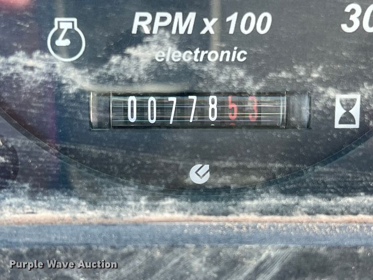 image for item DS2760 2008 New Holland B95LR  backhoe