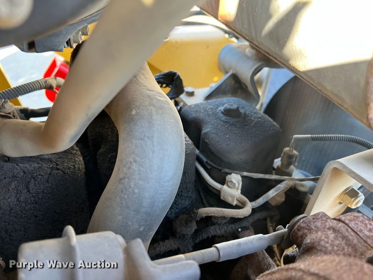 image for item DS2760 2008 New Holland B95LR  backhoe