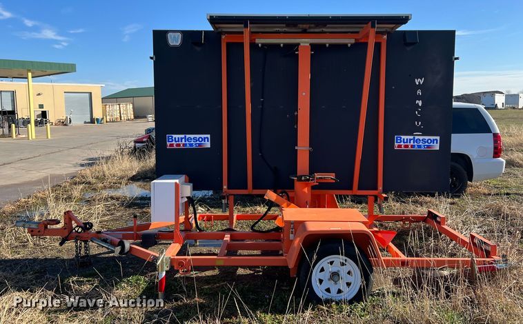 image for item DS2761 2009 Wanco  message board trailer