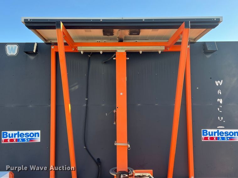 image for item DS2761 2009 Wanco  message board trailer