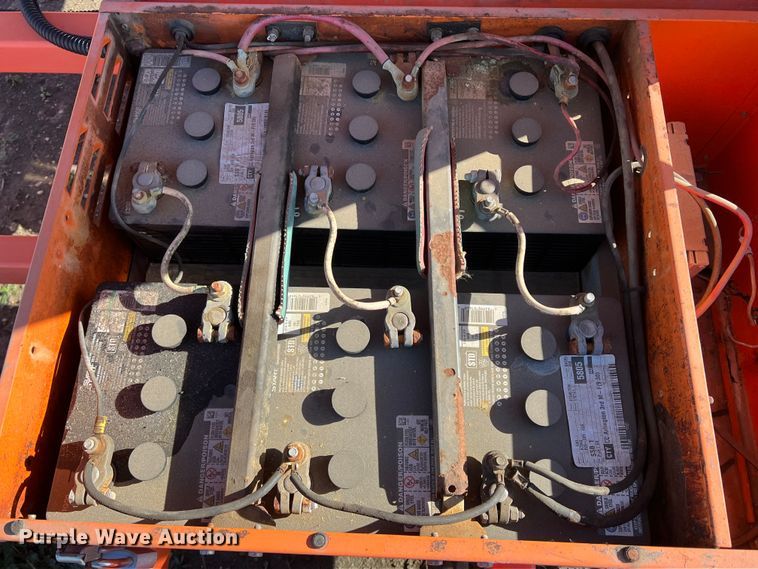 image for item DS2761 2009 Wanco  message board trailer