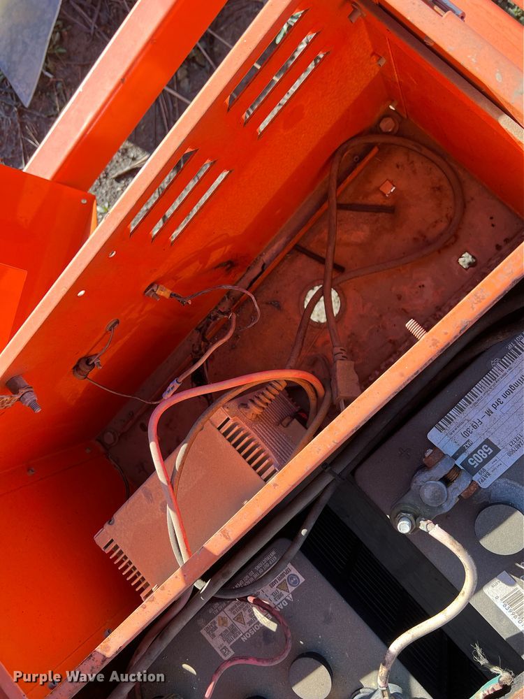 image for item DS2761 2009 Wanco  message board trailer